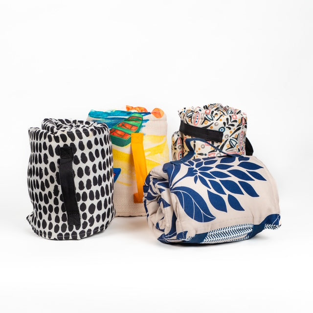 Wulf Roll Up Double‑Sided Dog Training Mat & Bed